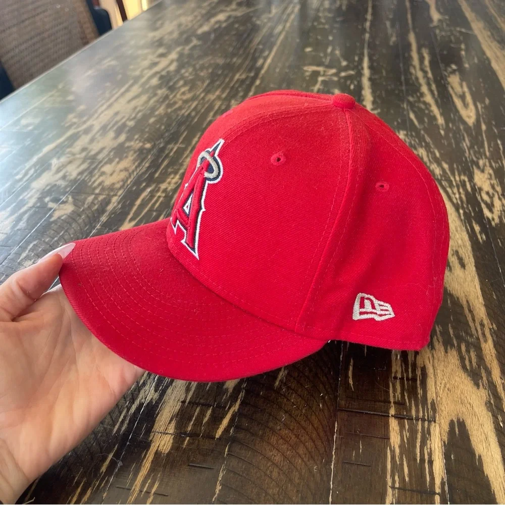 NEW ERA ⭐️  RED Angels 9 Fifty Baseball Cap - SnapBack